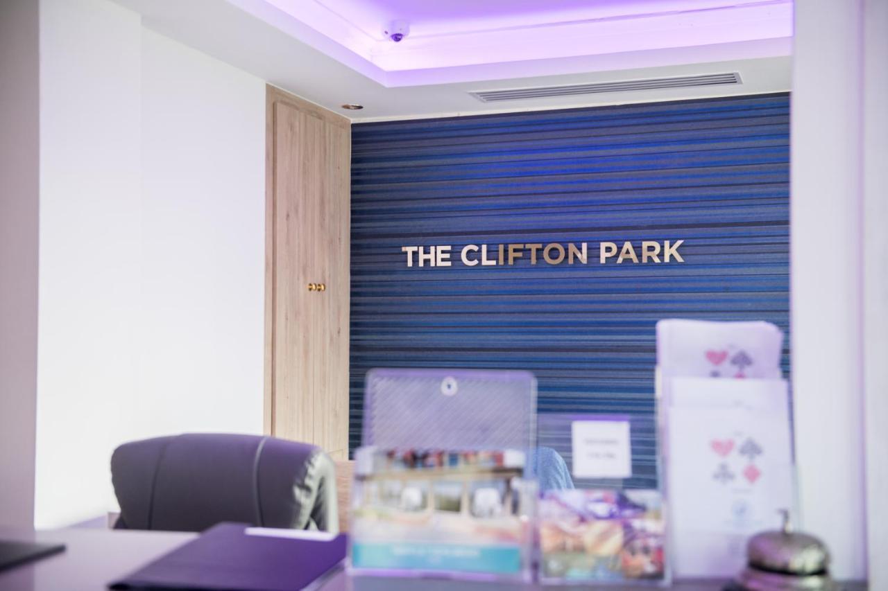 Clifton Park Hotel - Exclusive To Adults 莱瑟姆-圣安妮 外观 照片